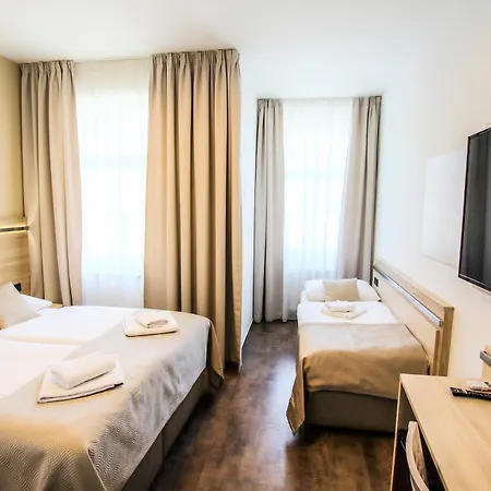 Mariel Hotel 3*