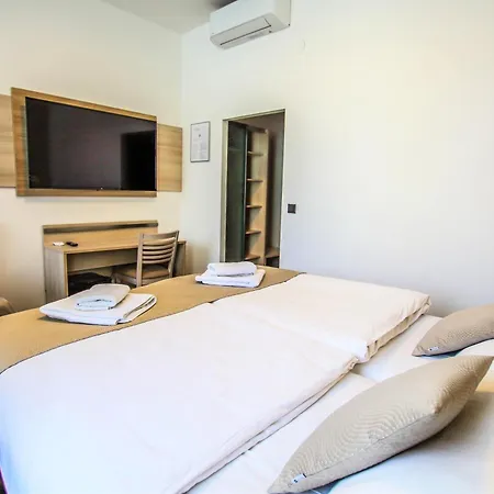 Hotel Mariel